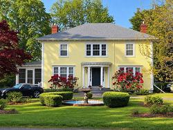 683 St George Street Annapolis Royal, NS B0S 1A0