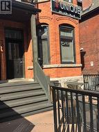 381 COOPER STREET  Ottawa, ON K2P 0G8