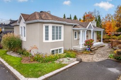 94 Av. de la Rivière Fossambault-Sur-Le-Lac, QC G3N 0B9