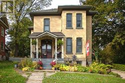 352 BERFORD STREET South Bruce Peninsula, ON N0H 2T0