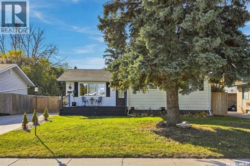 95 St Lawrence Crescent, Saskatoon, SK 