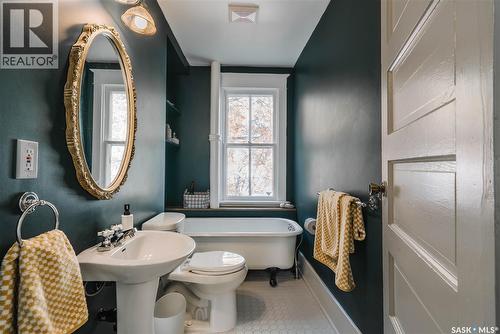 408 25Th Street W, Saskatoon, SK 