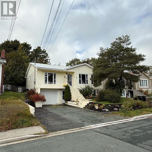 8 Fitzgibbon Street  St. John’S, NL A1E 2G1