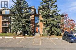 424, 6400 Coach Hill Road SW  Calgary, AB T3H 1B8
