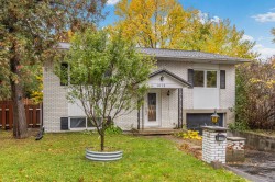 1012  - 1012A 21e Avenue  Laval (Fabreville), QC H7R 4R2