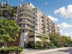 401 - 300 BALLIOL STREET  Toronto, ON M4S 3G6