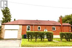 987 VICTORIA PARK AVENUE Toronto, ON M4B 2J4