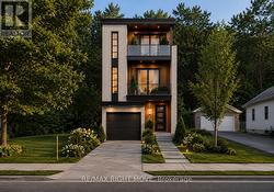 256 HARVEY STREET Orillia, ON L3V 3M4