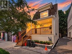 968 EASTERN AVENUE Toronto, ON M4L 1A6