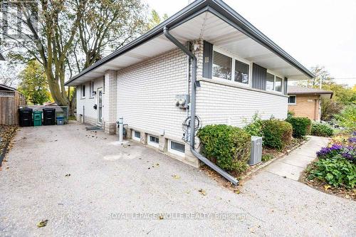 11 Duncairn Avenue, Kitchener, ON 