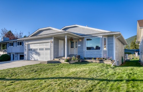 1912 Birch Street  Creston, BC V0B 1G5