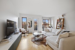 2-5965 Rue De La Roche Montréal (Rosemont/La Petite-Patrie), QC H2S 2C8