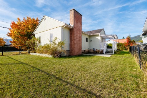 1402 Birch Street  Creston, BC V0B 1G3