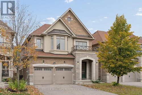 668 MCGREGOR FARM TRAIL  Newmarket, ON L3X 1C8