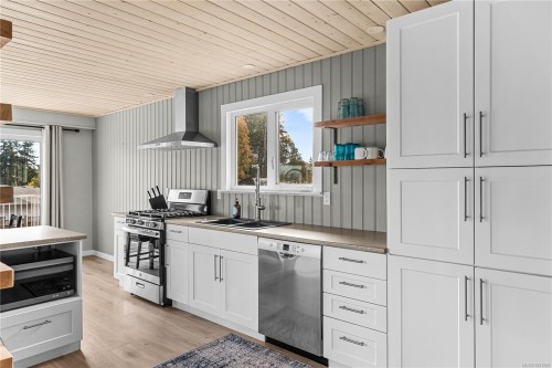 325 Twillingate Rd, Campbell River, BC 