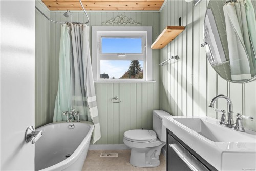 325 Twillingate Rd, Campbell River, BC 