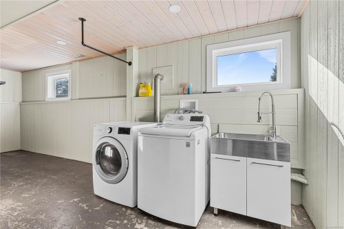 325 Twillingate Rd, Campbell River, BC 