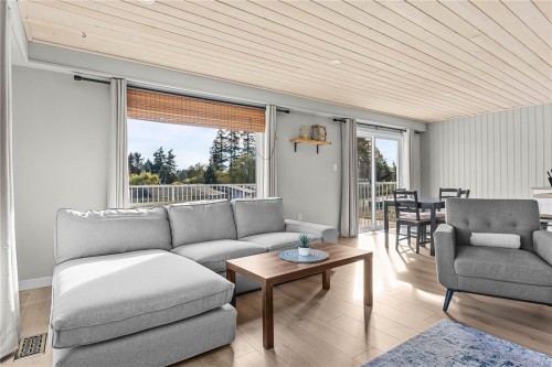 325 Twillingate Rd, Campbell River, BC 