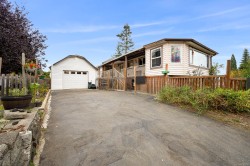 134 Surfside Dr Campbell River, BC V9H 1H6