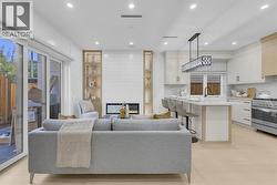 2 2888 E 6TH AVENUE  Vancouver, BC V5M 1R8
