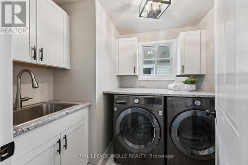 165 Cavelletti Court, Waterloo, ON 