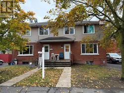 322-324 QUEEN MARY STREET  Ottawa, ON K1K 1W9