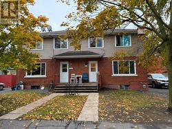 322 QUEEN MARY STREET  Ottawa, ON K1K 1W9