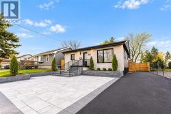 174 ROXBOROUGH Avenue Unit# Upper  Hamilton, ON L8E 1S5