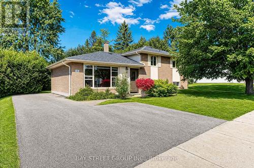 35 KEMANO ROAD  Aurora, ON L4G 2Y5