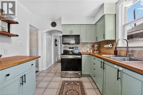 78 Cameron Avenue S, Hamilton, ON 