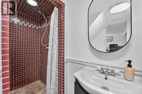 78 Cameron Avenue S, Hamilton, ON 