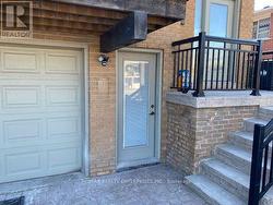 LOWER LEVEL - 2006 CARRERA LANE  Mississauga, ON L5J 1C5