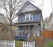 98 HASTINGS AVENUE  Toronto, ON M4L 2L2