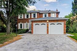 35 MILLSTONE COURT  Markham, ON L3R 7M4