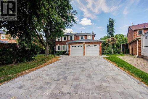 35 MILLSTONE COURT  Markham, ON L3R 7M4
