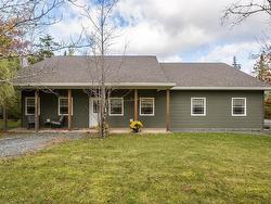 133 Edward Drive  Enfield, NS B2T 1H8