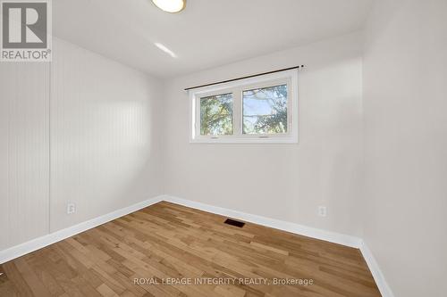 Bedroom 3 on the main floor - 2408 Drury Lane, Ottawa, ON 