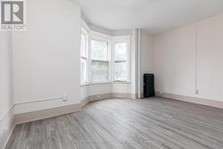 2 - 688 BLOOR STREET W  Toronto, ON N8X 1A7