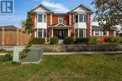 2 BRUSHWOOD CRESCENT  Barrie, ON L4N 7G5