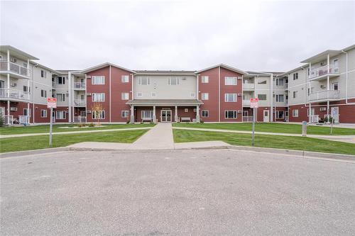2117 2 Brighton Lane  Steinbach, MB R5G 0X6