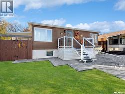 720 6th AVENUE NE  Swift Current, SK S9H 2M8