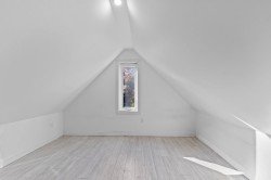 Garage - 