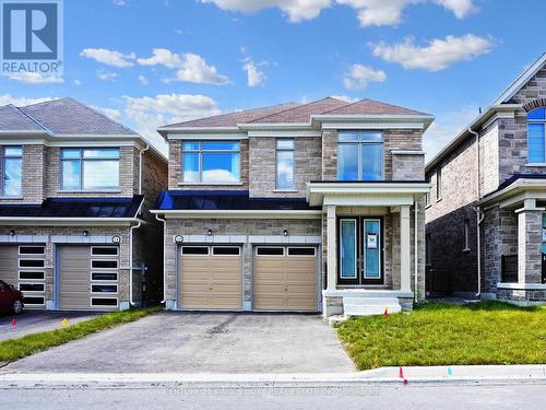 10 RED BLOSSOM COURT  Whitchurch-Stouffville, ON L4A 4V1