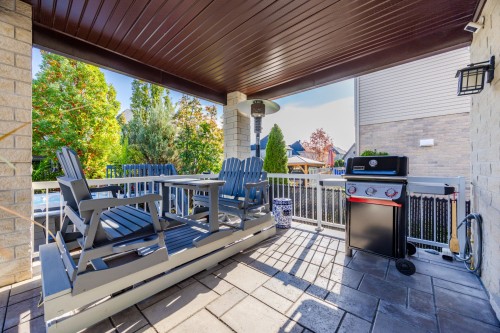 Terrasse - 6885 Rue Corelli, Brossard, QC 