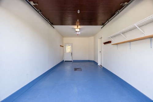 Garage - 6885 Rue Corelli, Brossard, QC 