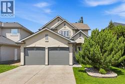 214 Cranleigh View SE  Calgary, AB T3M 0A2