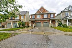 102 RUSSEL DRIVE Bradford West Gwillimbury, ON L3Z 0M7