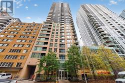 1902 - 40 NEPEAN STREET  Ottawa, ON K2P 0X5