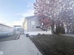 118 Oak Wood Road NW  Edmonton, AB T6P 0A2