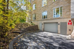 Garage - 